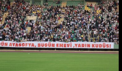 TÜGVA Şanlıurfa’da 30 bin öğrenciyle coşkulu kapanış töreni düzenledi